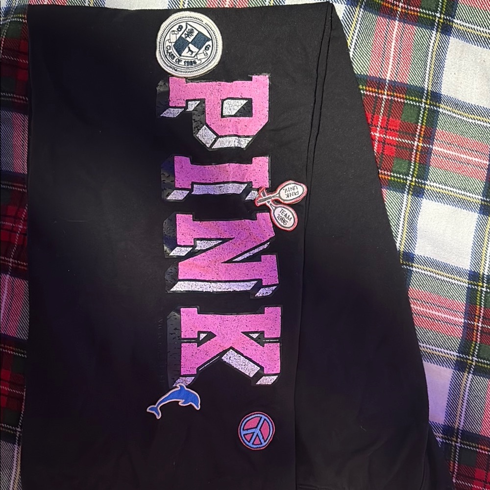 RARE 2007 PINK VICTORIAS SECRET UNIVERSITY PATCHWORK BOYFRIEND FIT SWEATPANTS